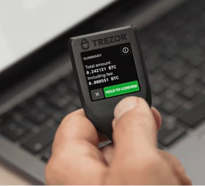 Trezor Model T