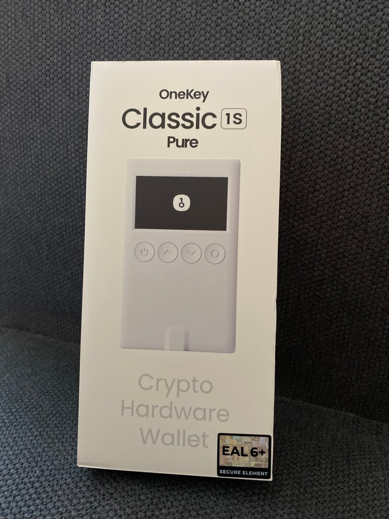 OneKey Classic 1S Pure Unboxing
